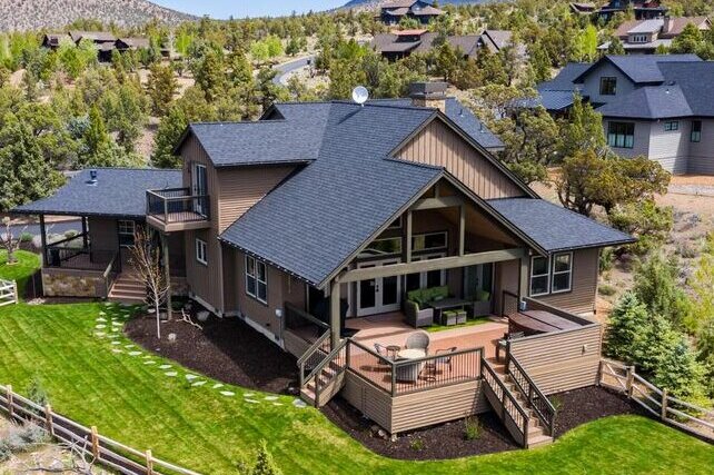 Salishan - Rustic Mountain Lodge with ADU - MB-2491